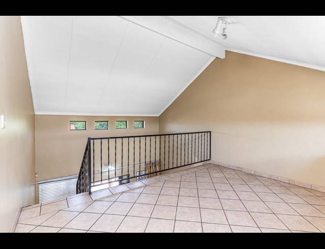 3 BEDROOM APARTMENT FOR SALE IN VORNA VALLEY